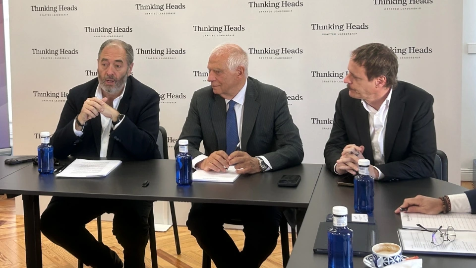 Encuentro con Josep Borrell en Thinking Heads